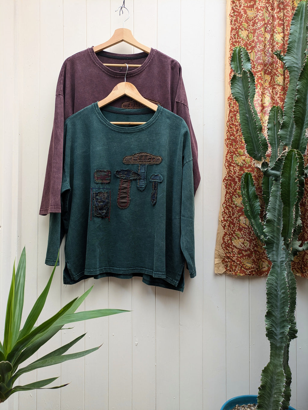 🍄 Cosmic Shroom Longsleeve - Forest Green